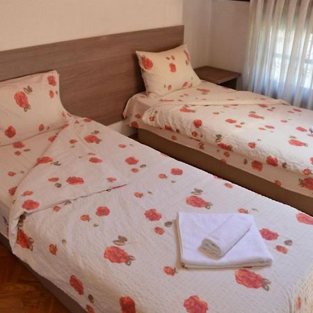 Vila Delfin Ohrid Ngoại thất bức ảnh