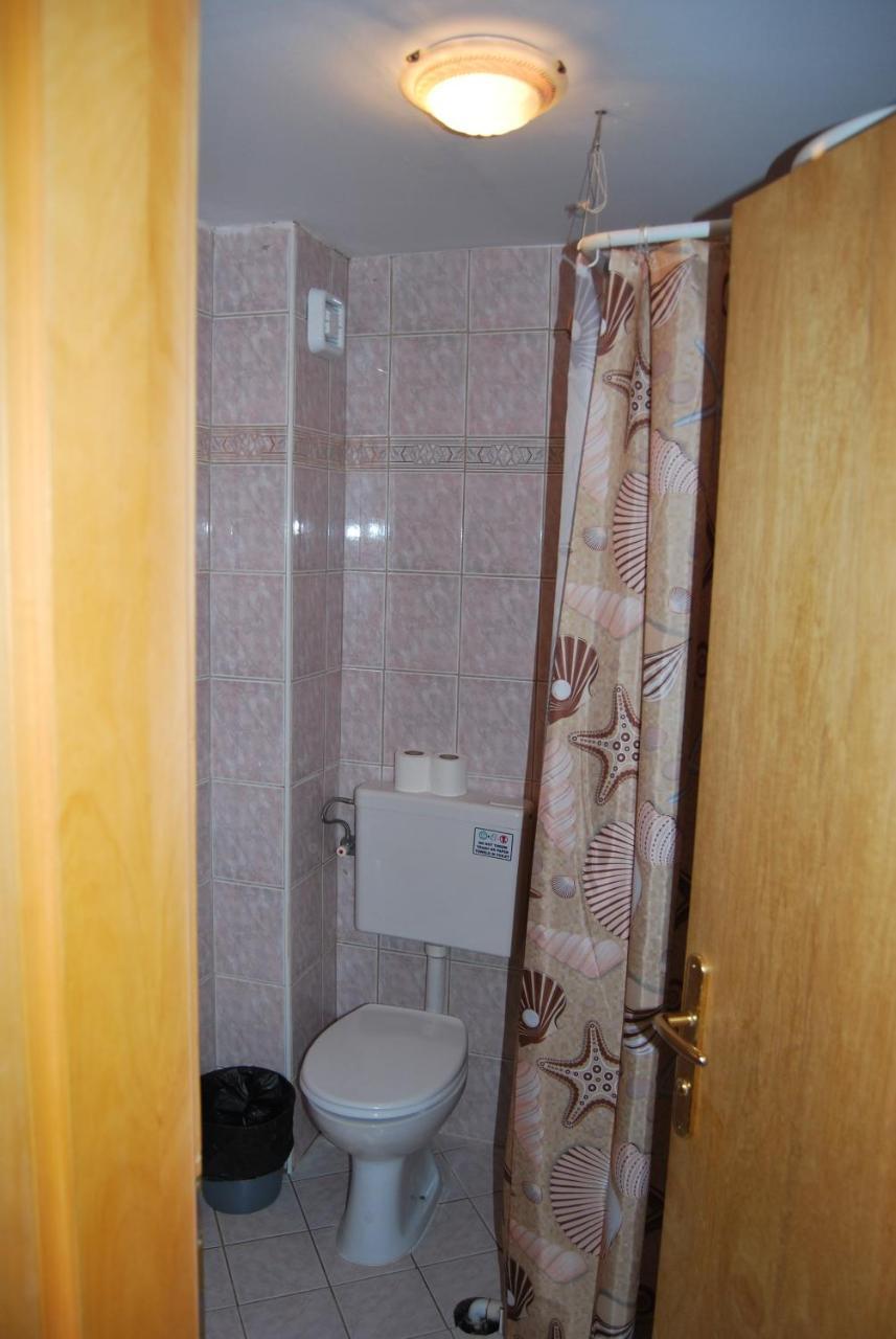 Vila Delfin Ohrid Ngoại thất bức ảnh