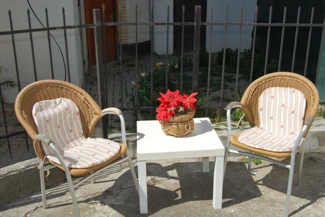 Vila Delfin Ohrid Ngoại thất bức ảnh