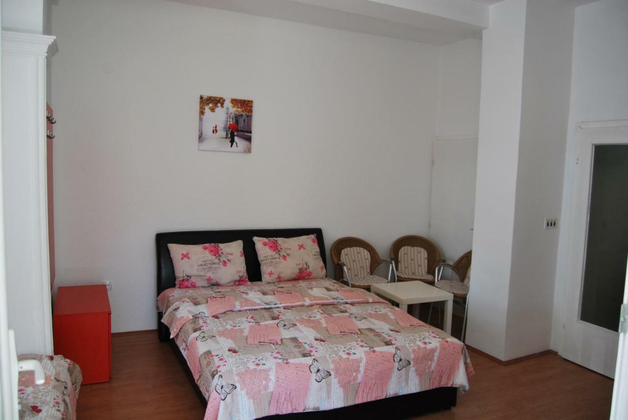 Vila Delfin Ohrid Ngoại thất bức ảnh