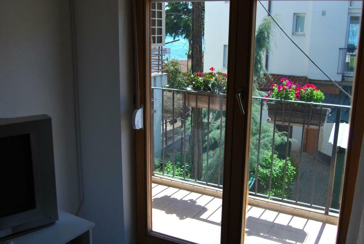 Vila Delfin Ohrid Ngoại thất bức ảnh